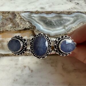 2139 Elegant Silver Bracelet with Blue Stone Accents